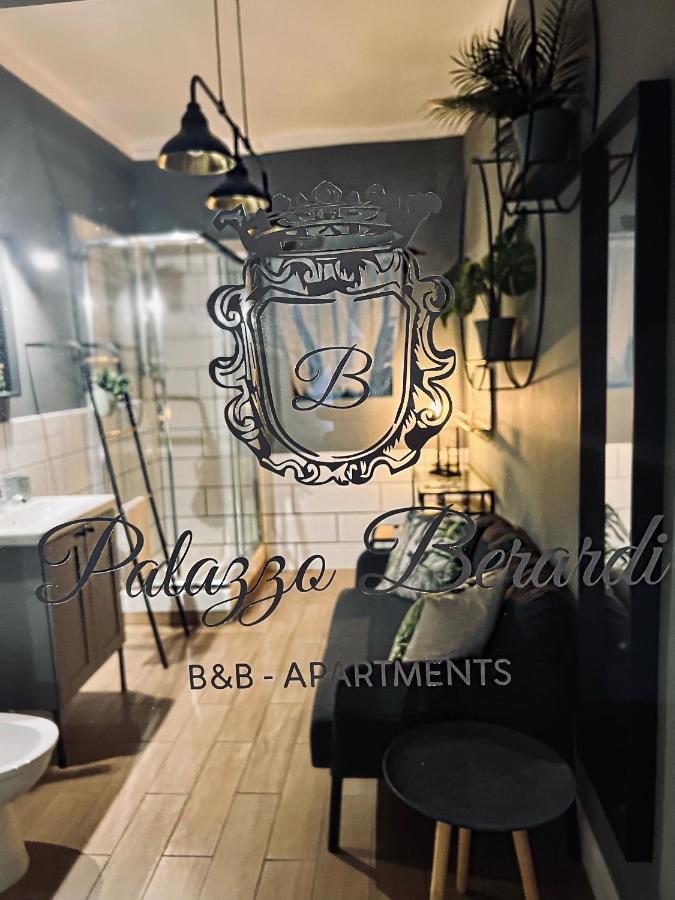 Bed and Breakfast Palazzo Berardi Tarent Zewnętrze zdjęcie