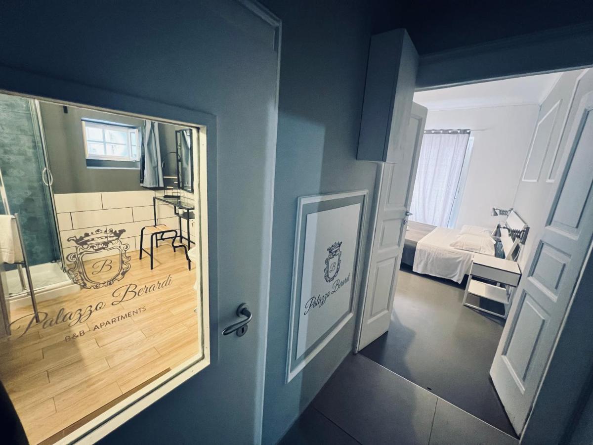 Bed and Breakfast Palazzo Berardi Tarent Zewnętrze zdjęcie