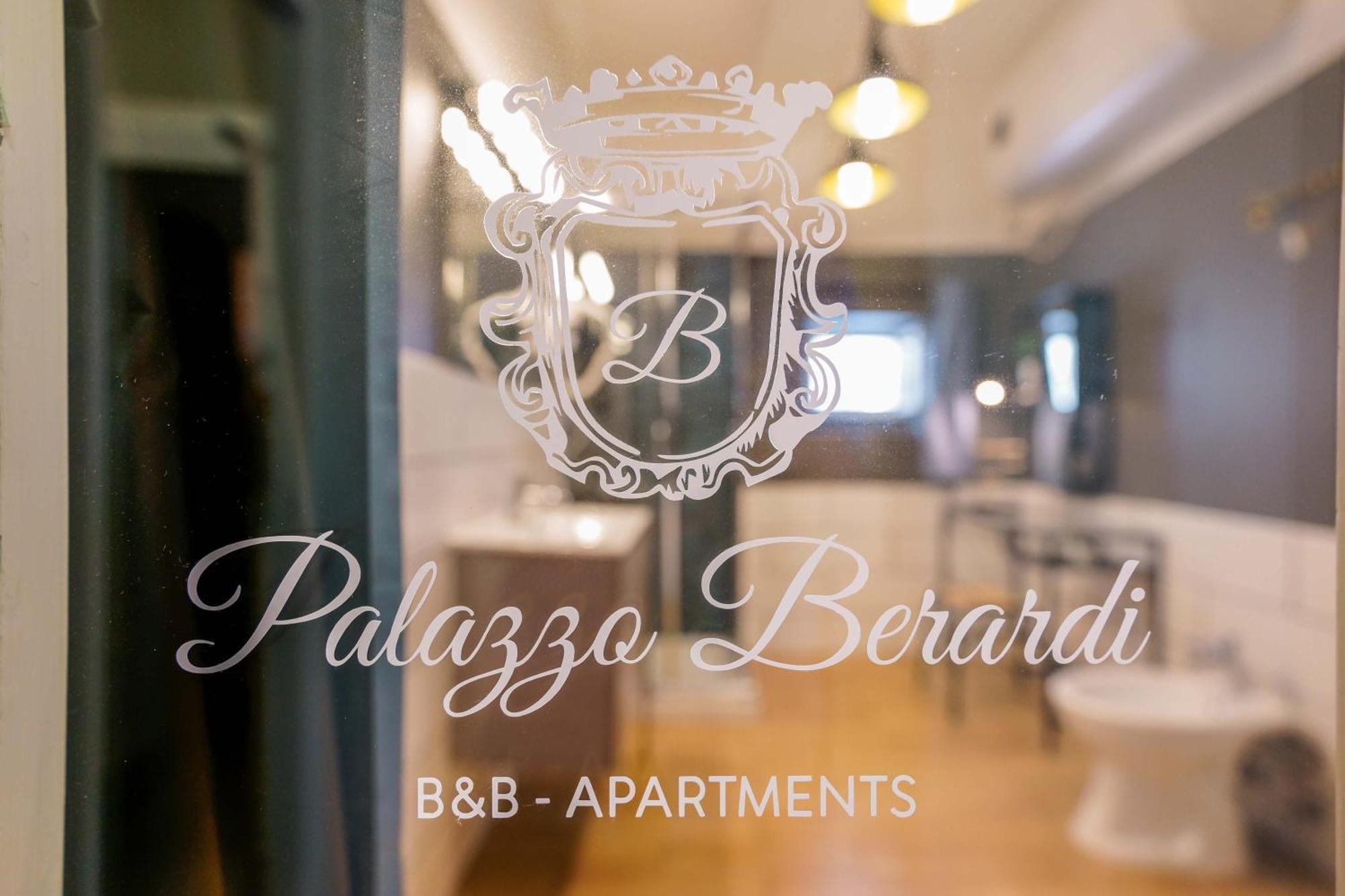Bed and Breakfast Palazzo Berardi Tarent Zewnętrze zdjęcie