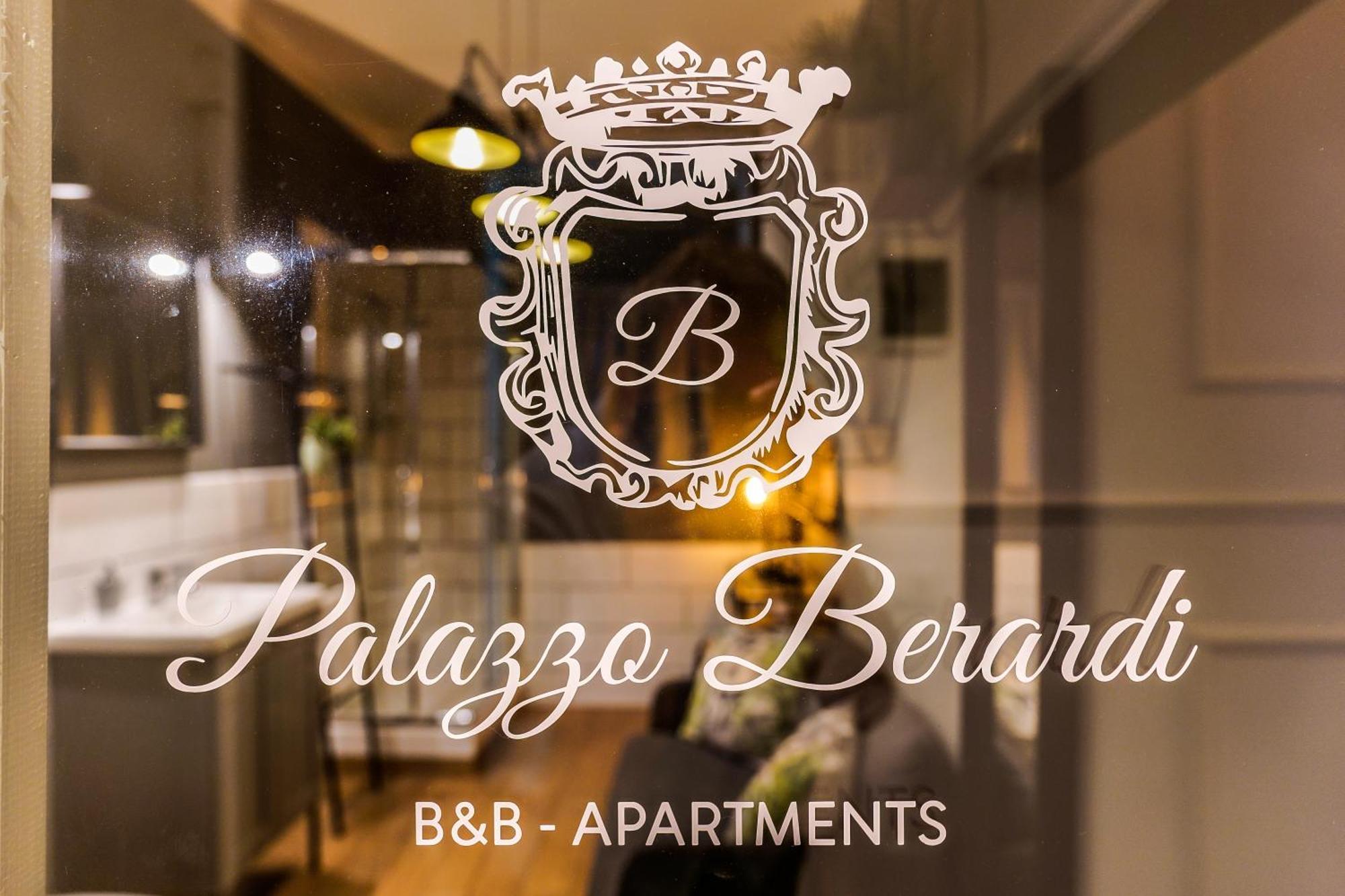 Bed and Breakfast Palazzo Berardi Tarent Zewnętrze zdjęcie
